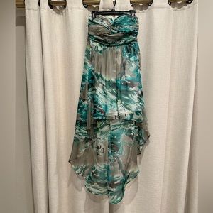 Strapless dress
